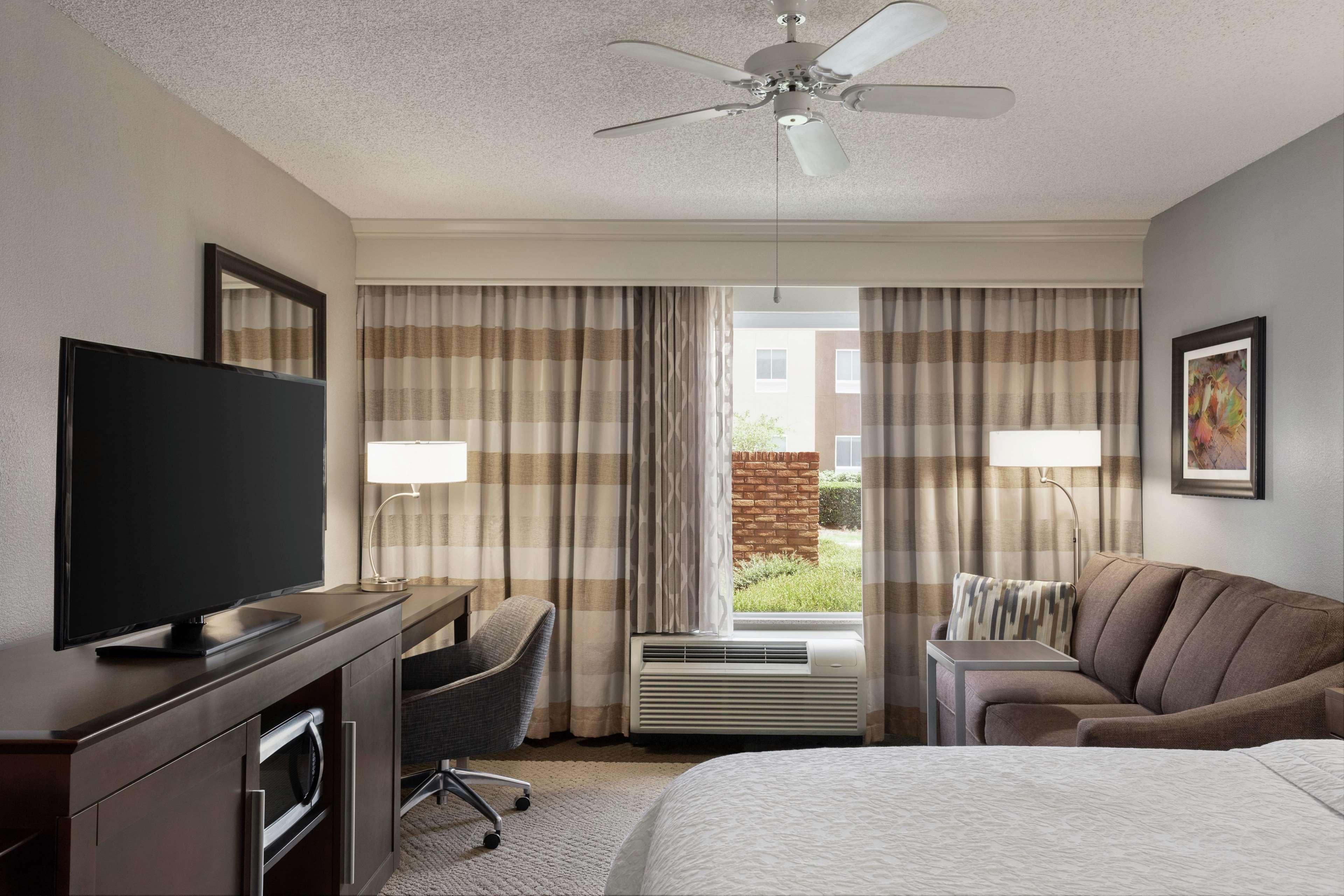 Hampton Inn & Suites Montgomery-Eastchase מראה חיצוני תמונה
