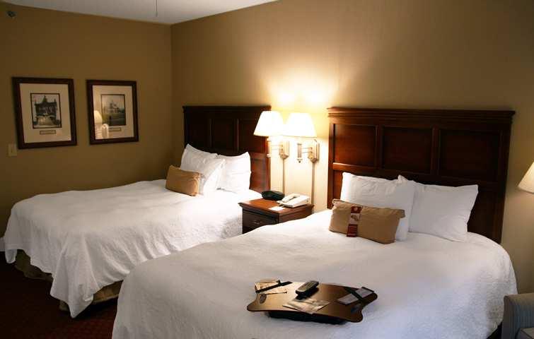 Hampton Inn & Suites Montgomery-Eastchase מראה חיצוני תמונה