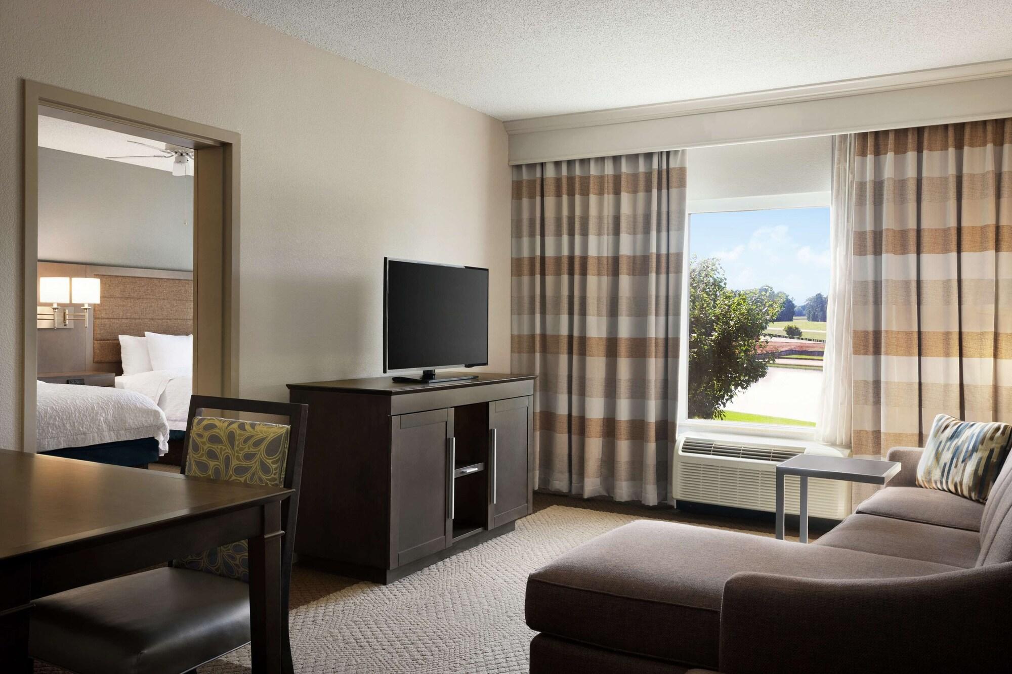 Hampton Inn & Suites Montgomery-Eastchase מראה חיצוני תמונה