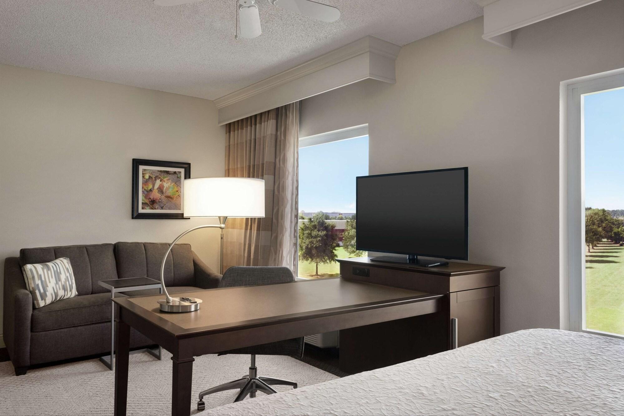 Hampton Inn & Suites Montgomery-Eastchase מראה חיצוני תמונה