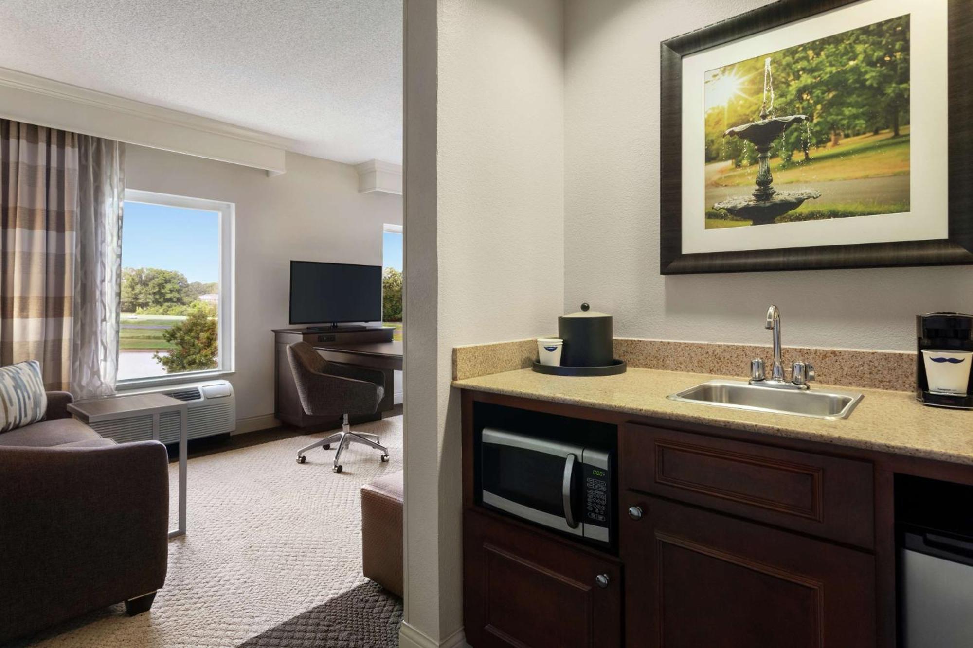 Hampton Inn & Suites Montgomery-Eastchase מראה חיצוני תמונה